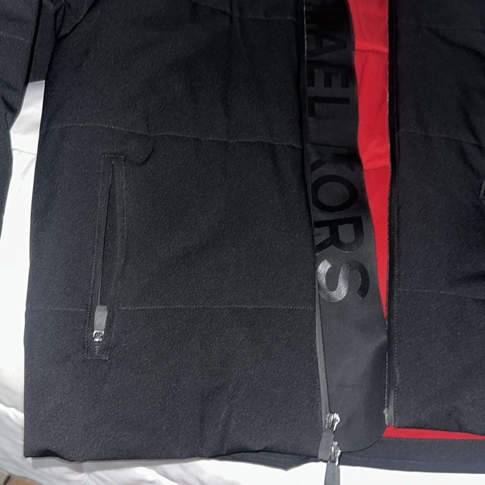 Michael Kors Puffer Jacket - Picture 5 of 8